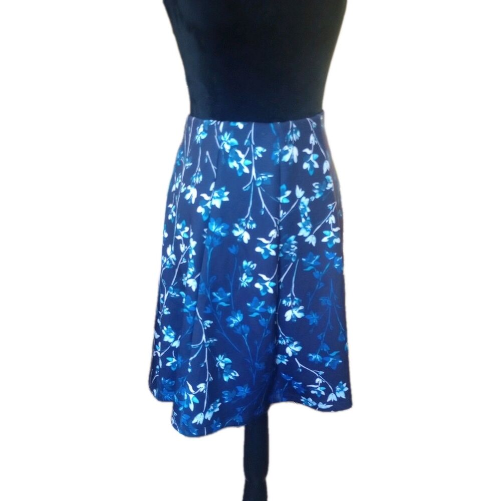 Roz & Ali Women's M Bon Voyage Blue Floral Mini Skirt, NWT